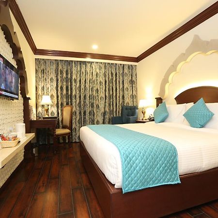 Comfort Inn Sapphire - A Inde Hotel Jaipur Buitenkant foto
