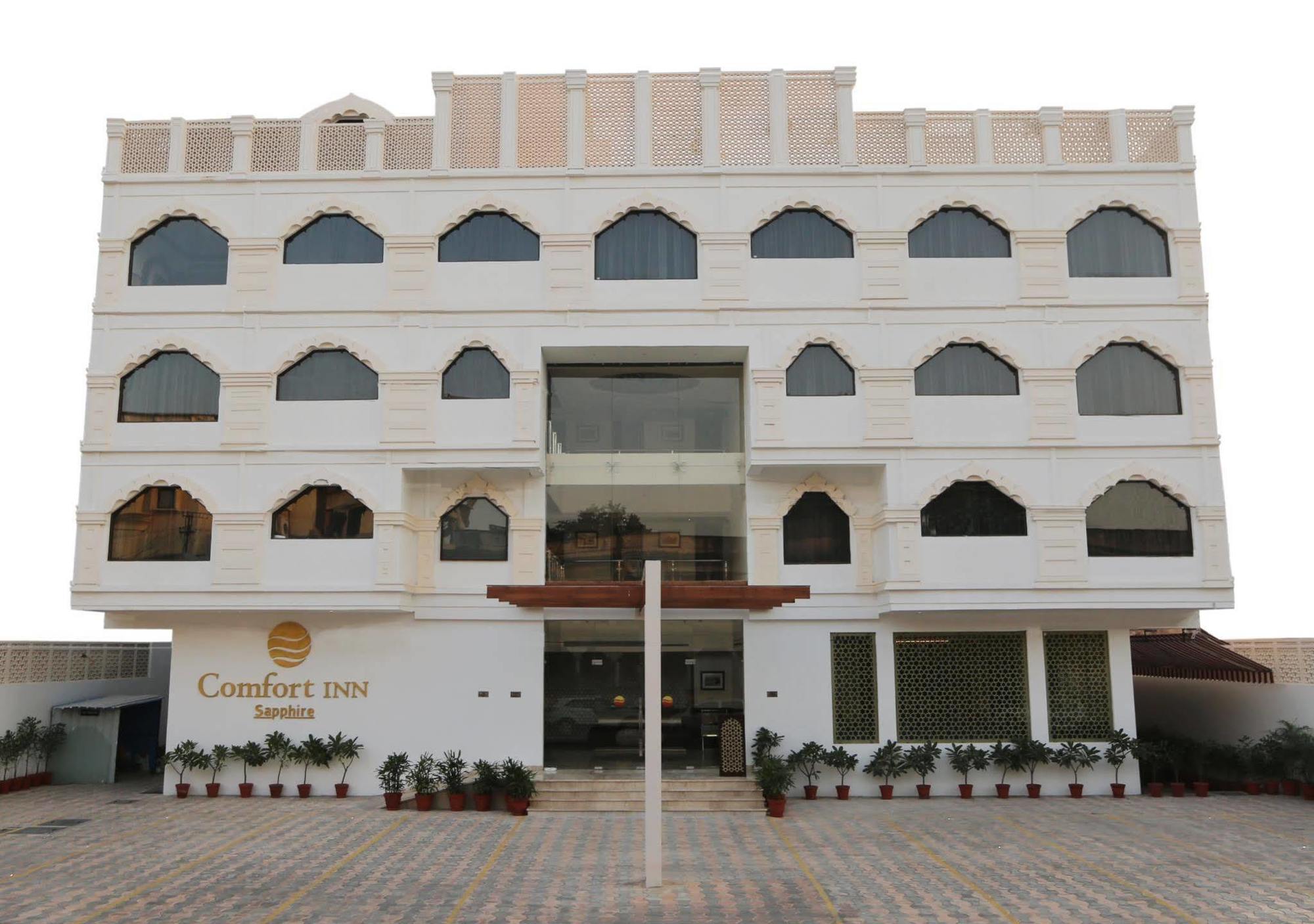 Comfort Inn Sapphire - A Inde Hotel Jaipur Buitenkant foto