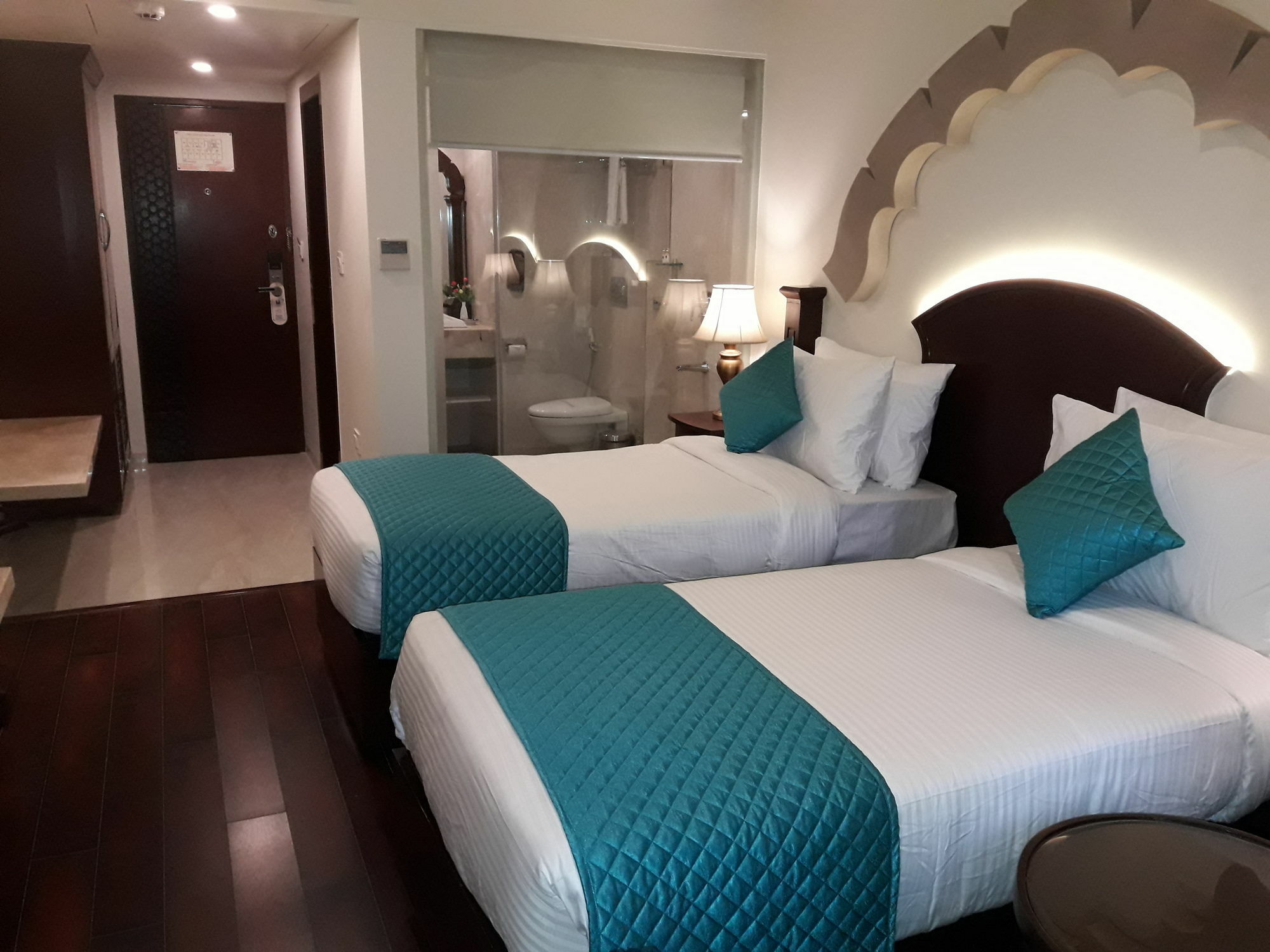 Comfort Inn Sapphire - A Inde Hotel Jaipur Buitenkant foto